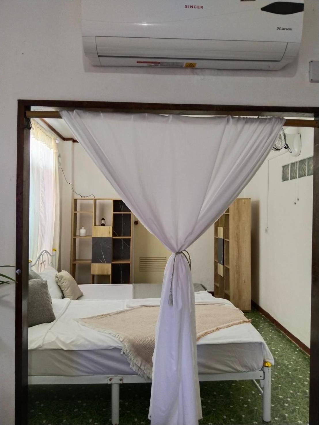 Tiki Bar-Kantiang Guesthouse Ko Lanta Esterno foto